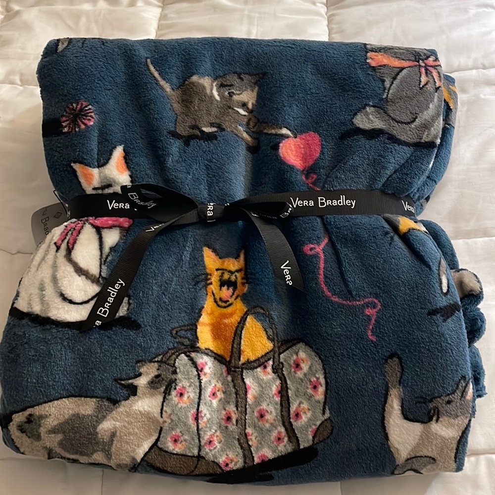 NWT Vera Bradley Cats Meow Blanket